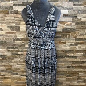 Covington Black and White Printed Sleeveless Maxi Dress